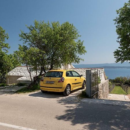 Holiday Home Vineyard House Бол Экстерьер фото