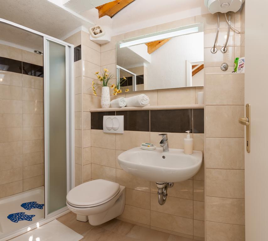 Holiday Home Vineyard House Бол Экстерьер фото
