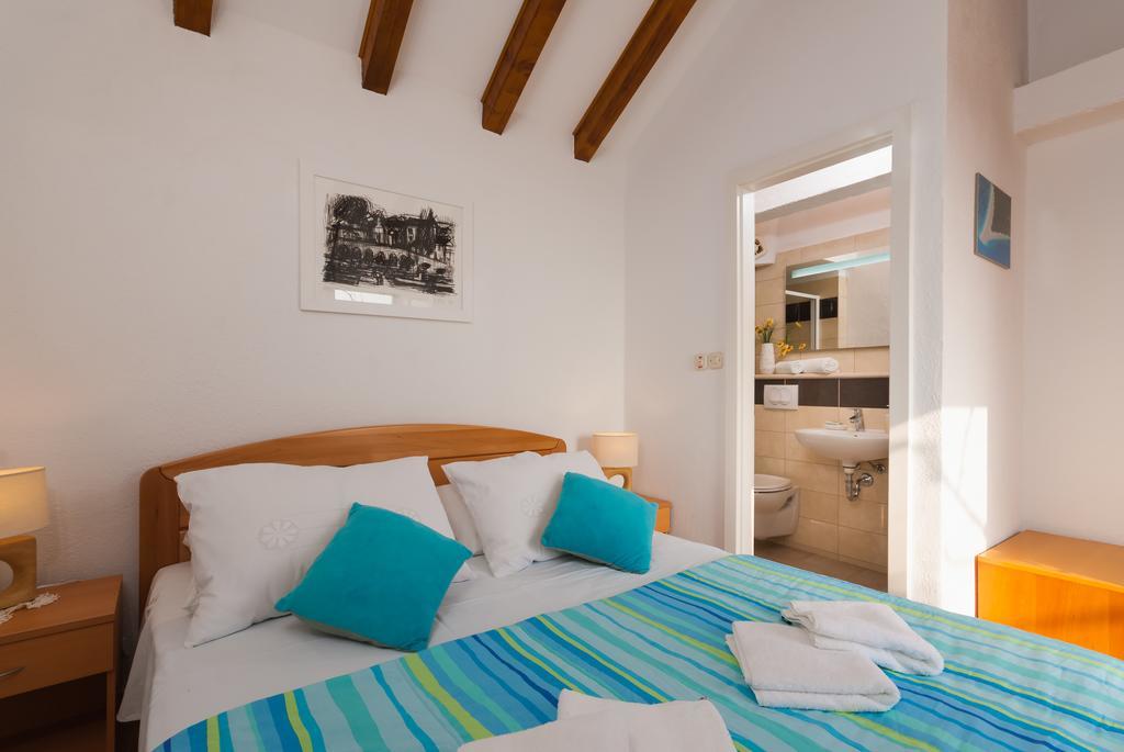 Holiday Home Vineyard House Бол Экстерьер фото