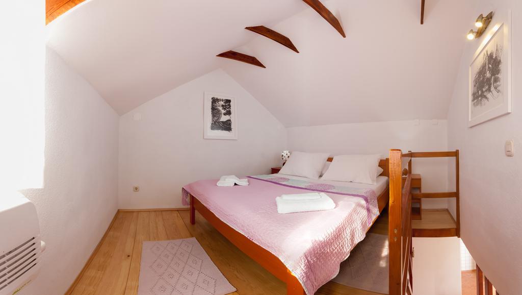 Holiday Home Vineyard House Бол Экстерьер фото