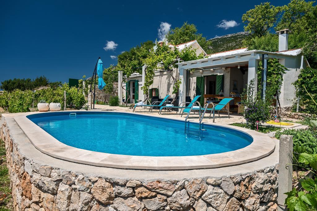 Holiday Home Vineyard House Бол Экстерьер фото