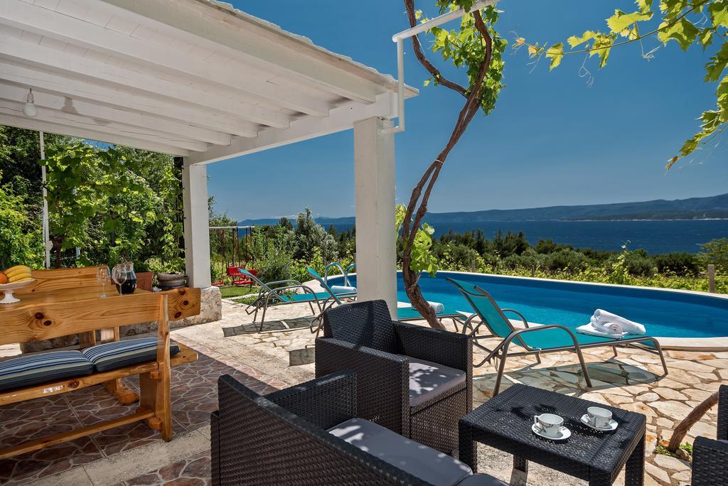 Holiday Home Vineyard House Бол Экстерьер фото