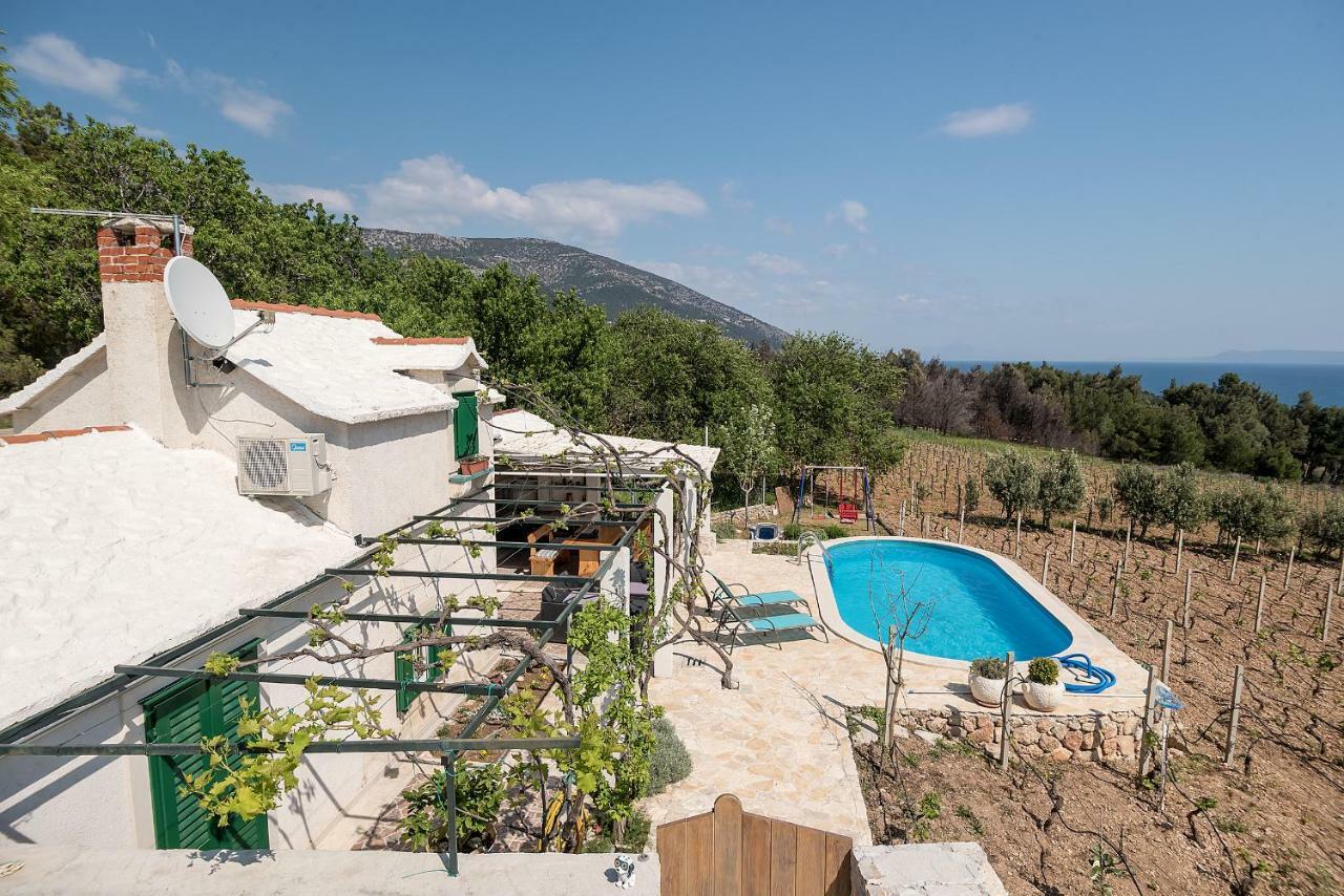 Holiday Home Vineyard House Бол Экстерьер фото